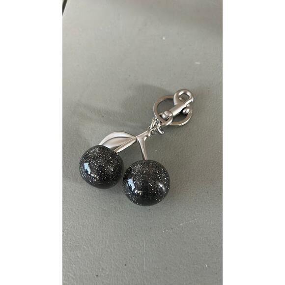 Cherry black with silver hardware - Picture 1 of 1